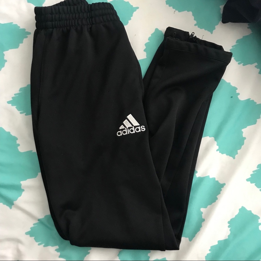Adidas sweatpants